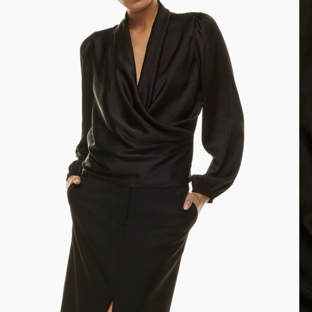 Aritzia black satin blouse xxs